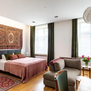 Palac Zieleniewskich Sw Marka 31 Appartamento